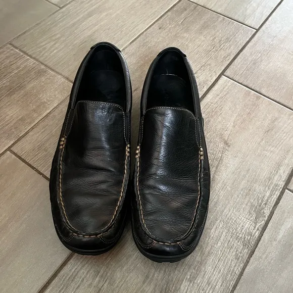 Cole Haan Tucker venetian loafer.Black 11.5M EC Sport-inspired dress loafers