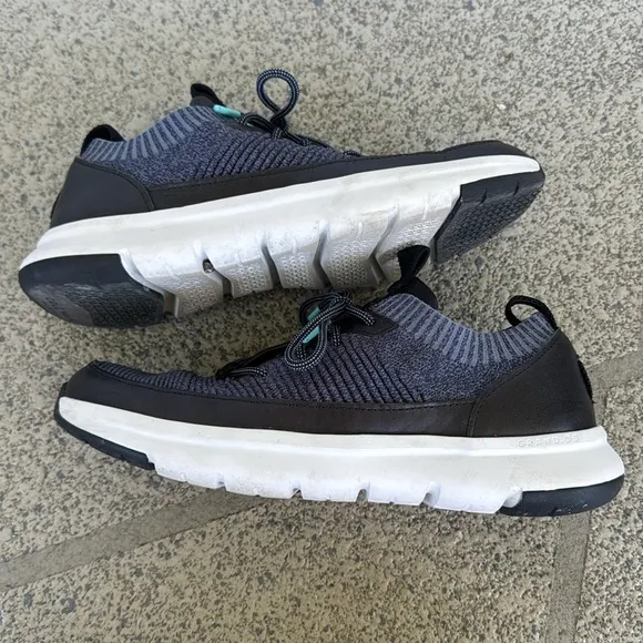 Cole Haan ZeroGrand navy blue lace up knit sneakers size 10