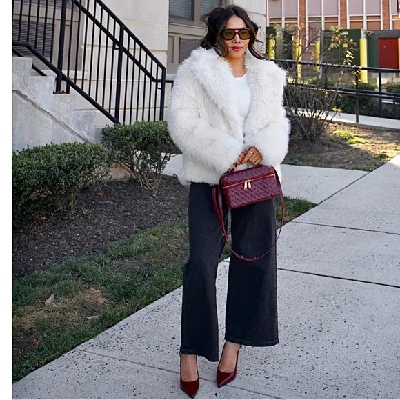 Collared off white ivory, cream faux fur thick jacket coat