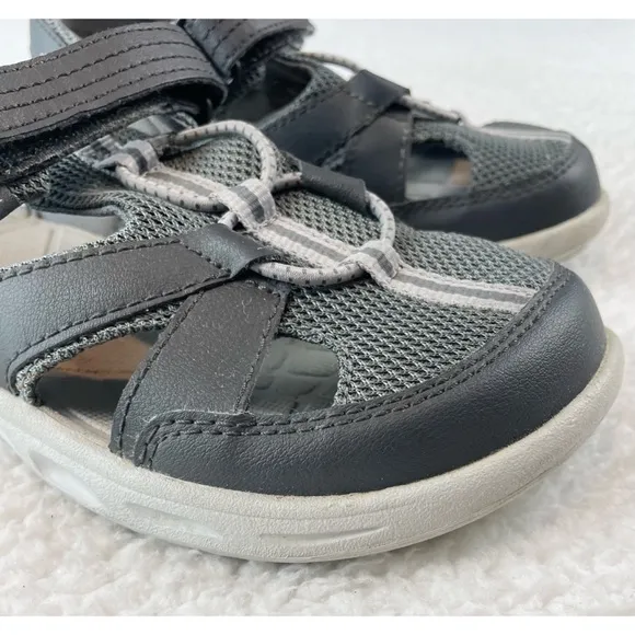 COLUMBIA • Grey Omni-Grip Techsun Wave Velcro Sandals