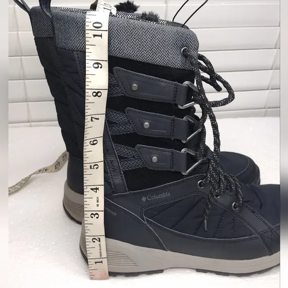 Columbia Women's Alpine Hills Omni Heat Waterproof Breathable Winter Boots Sz 7