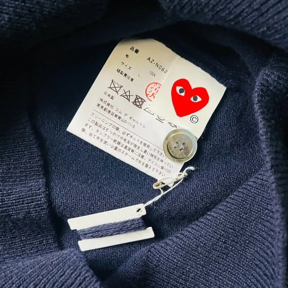 Comme des Garçons PLAY White Heart Wool Cardigan (Navy)