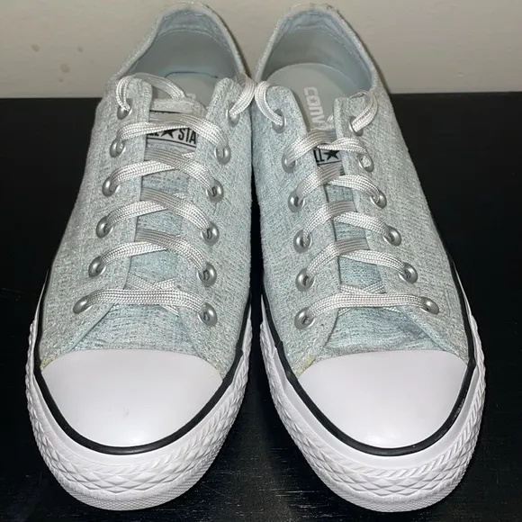 Converse Chuck Taylor® All Star® Sparkle Knit Ox Polar.  Size 9 US.  Size 40 EU.