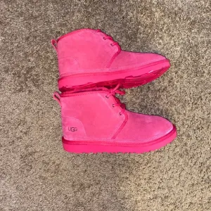 COPY - UGG Kids' Neumel II Boots: Rock Rose