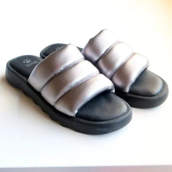 COUGAR Julep Silver Metallic Leather Water-repellent Puffy Slide Flat Sandals