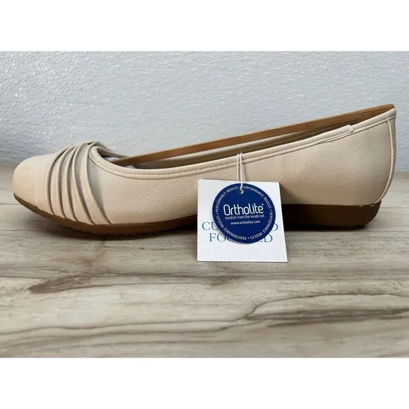 Croft &amp; Barrow Ortholite Women Beige Flats Loafers Comfort Foam Insoles Size 8MS