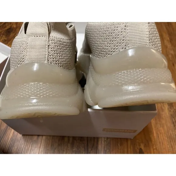 CUSHIONAIRE Memory Foam Sneakers Shoe Women's 9M Taupe Apolo-T New In Box