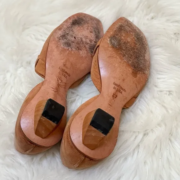 Cydwoq Vintage Pedestal Wooden Heel Sandals