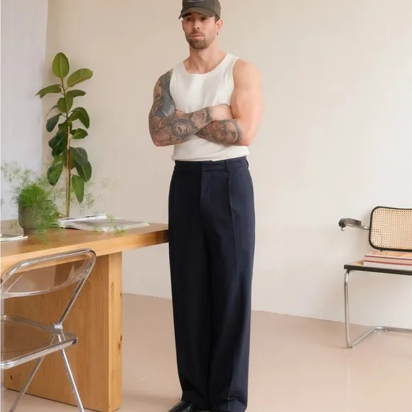 Daniel Simmons Soft Handle Essential Pleated Trousers – Deep Navy (Almost Black)