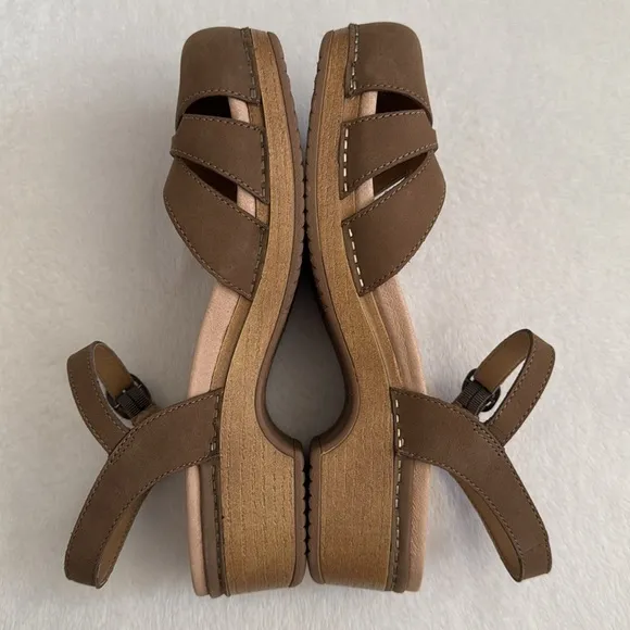 Dansko | Betsey Taupe Milled Nubuck Closed Toe Clog Sandal (EU 40/US 9.5-10)