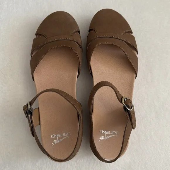 Dansko | Betsey Taupe Milled Nubuck Closed Toe Clog Sandal (EU 40/US 9.5-10)