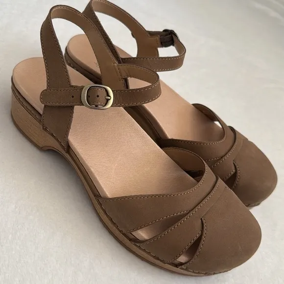Dansko | Betsey Taupe Milled Nubuck Closed Toe Clog Sandal (EU 40/US 9.5-10)