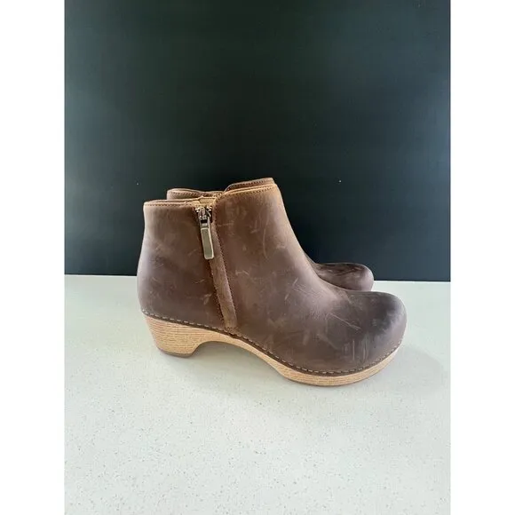Dansko Lizanne brown Leather Boots Booties for Women Size 39