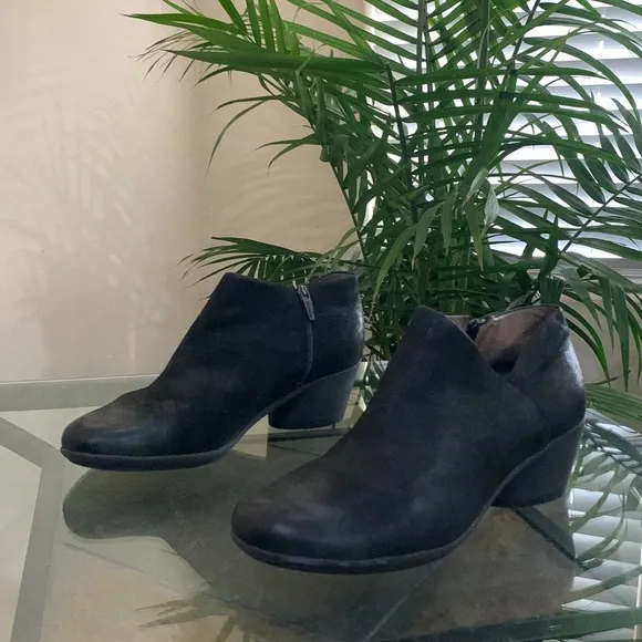 DANSKO Raina Bootie Black Burnished Shootie Boots