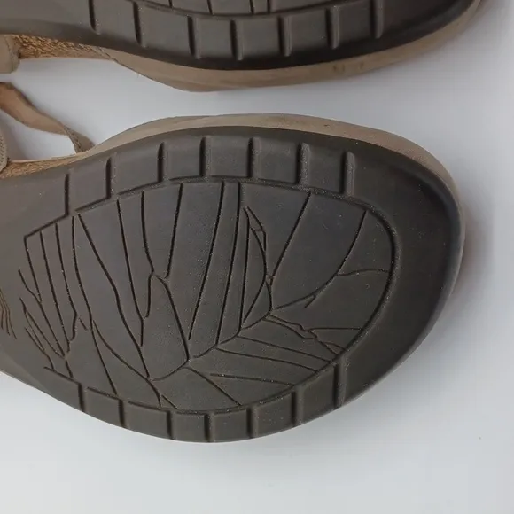 Dansko Rowan Milled Nubuck Strap Sandals Closed Toe Mary Jane SZ 39 Taupe