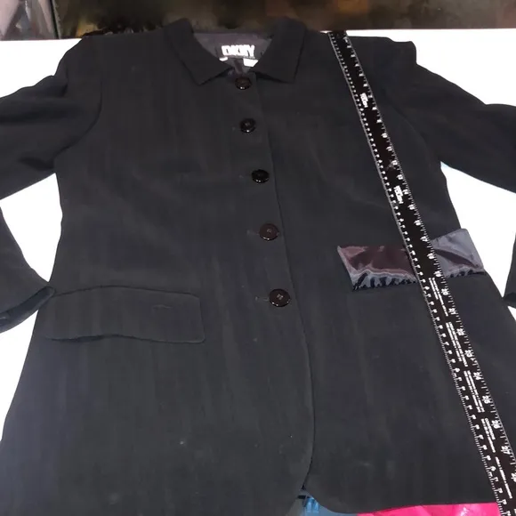 DKNY by DONNA KAREN NEW YORK size 10 black wool blend jacket hip length TTS