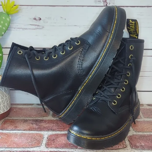 Doc Martens Zavala Combat Boot Black Mens Size 7 Womens Size 8 Grunge Punk EGirl