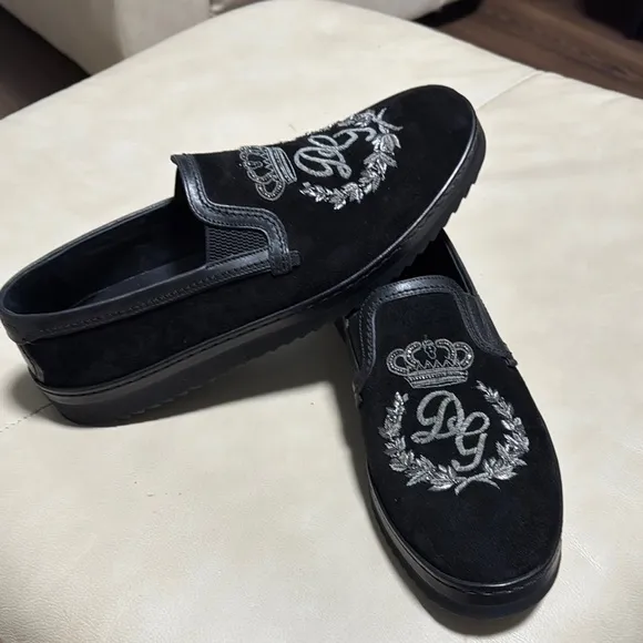 Dolce &amp; Gabbana Black and Silver Embroidered Loafers uk 9.5 us 10.5