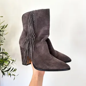 Dolce Vita Ileen Fringe Suede Pull On Pointed-Toe Heeled Boots Brown 10