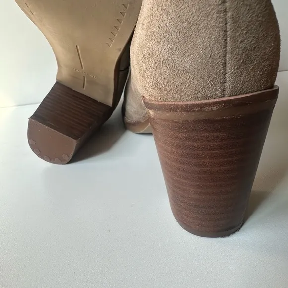 Dolce Vita Luis Peep Toe blush beige suede leather boots sz 7.5