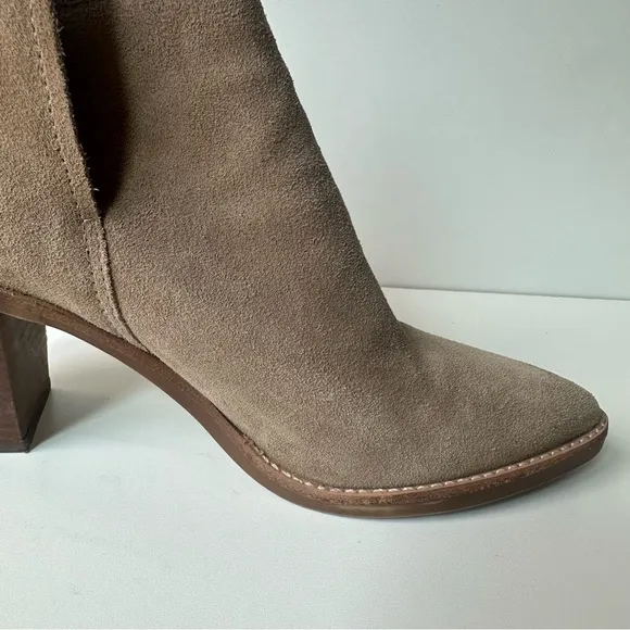 Dolce Vita Luis Peep Toe blush beige suede leather boots sz 7.5