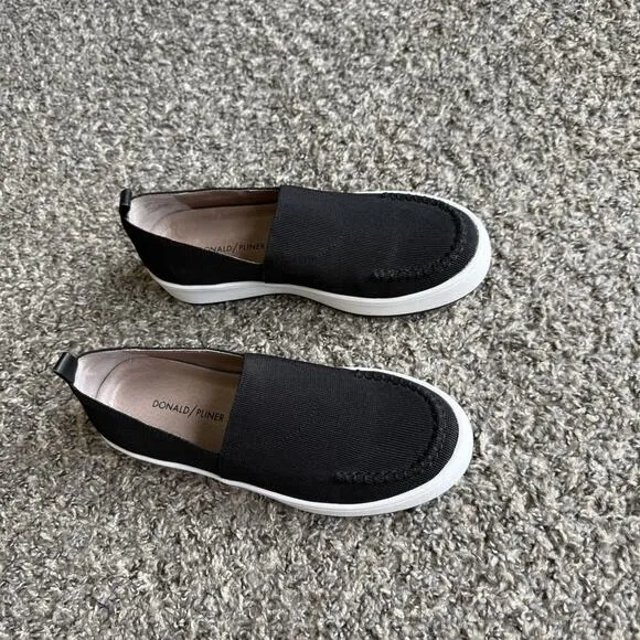 Donald J Pliner Cory Platform Slip On Sneakers Shoe Size 8 M Black Stretch Knit