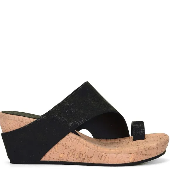 Donald J Pliner Gyer Wedge Slip On Sandals, Black  Size 8 NWOT