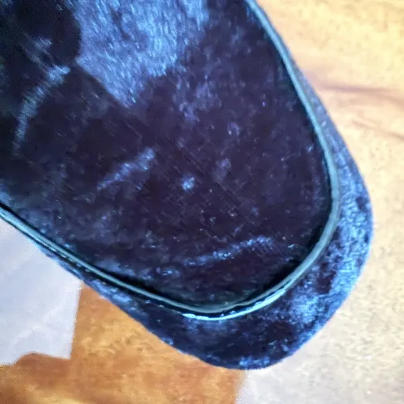 Donald J Pliner Haven Velvet Flat Loafers Slip On Navy Blue Womens Size 10 ‼️NEW