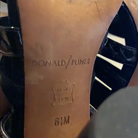 Donald Pliner Bindy Sandals
