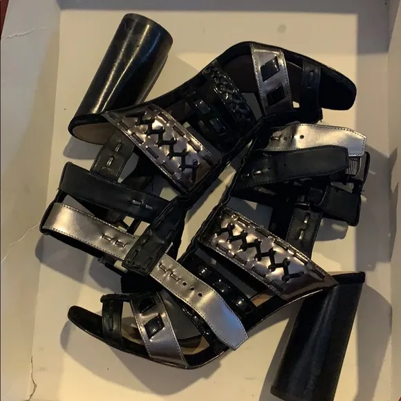 Donald Pliner Bindy Sandals