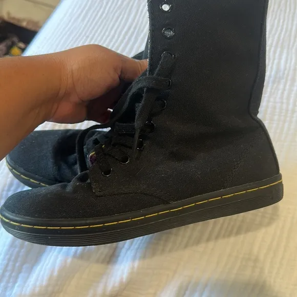 Dr Marten lace boots kids