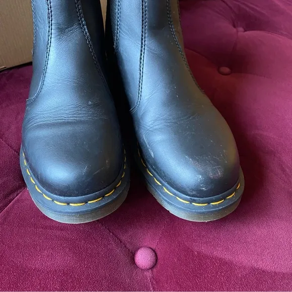 Dr. Martens - 2976 Nappa Chelsea Black Leather Boots - size 9