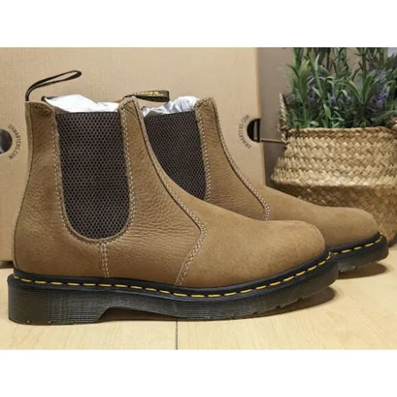 Dr. Martens 2976 Savannah Tan Tumbled Nubuck Leather Chelsea Boots UK6 NIB