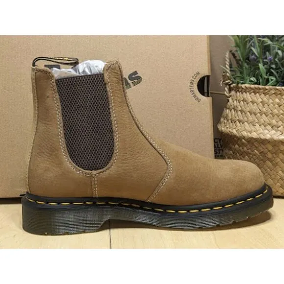 Dr. Martens 2976 Savannah Tan Tumbled Nubuck Leather Chelsea Boots UK6 NIB