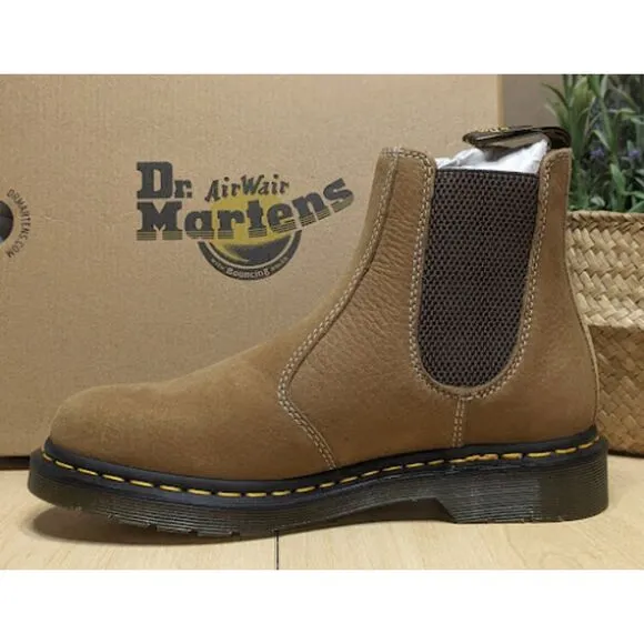 Dr. Martens 2976 Savannah Tan Tumbled Nubuck Leather Chelsea Boots UK6 NIB