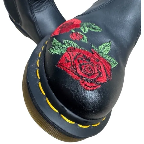 Dr. Martens 2976 VONDA CHELSEA BOOTS Size 5 Black Leather Floral Rose Boot