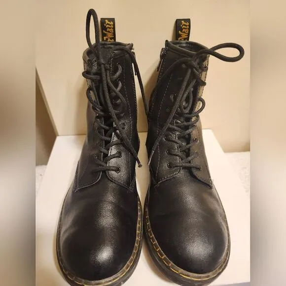 Dr. Martens &quot;Zavala&quot; Black Leather Combat Boots Womens sz 7/38 Ret. $225