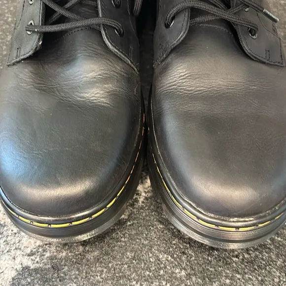 Dr. Martens Combs Leather Casual Black Boots Men's size 11 NEW