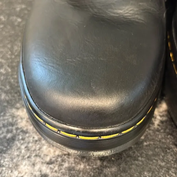 Dr. Martens Combs Leather Casual Black Boots Men's size 11 NEW