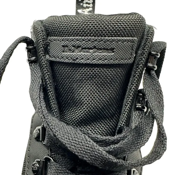 Dr. Martens Combs W Women's Black Utility Combat Boot Size 6