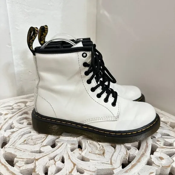 Dr Martens Junior 1460 leather lace up combat boots white Size 1