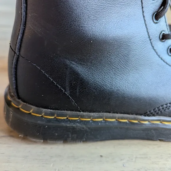 Dr. Martens Junior 1460 Softy T Leather Lace Up Booths (Youth Sz 4)