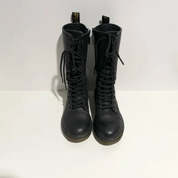 Dr. Martens JUNIOR 1914 LEATHER TALL BOOTS Size 1