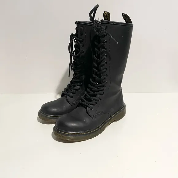 Dr. Martens JUNIOR 1914 LEATHER TALL BOOTS Size 1