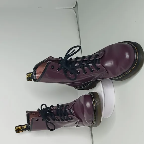 Dr. Martens Leather Ankle Boots 10072 - Purple Plum - Size 6