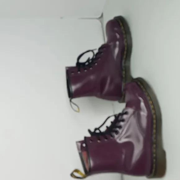 Dr. Martens Leather Ankle Boots 10072 - Purple Plum - Size 6