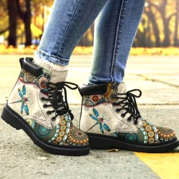 Dragonfly Vintage Mandala Martin  Canvas Boots ~ EUC