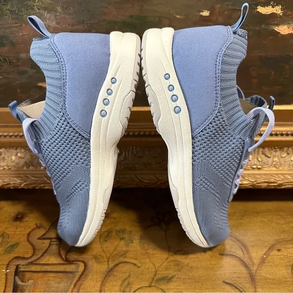 Easy Spirit Knit Blue Sneakers - Tahlor Size 9.5 W Brand New in Box
