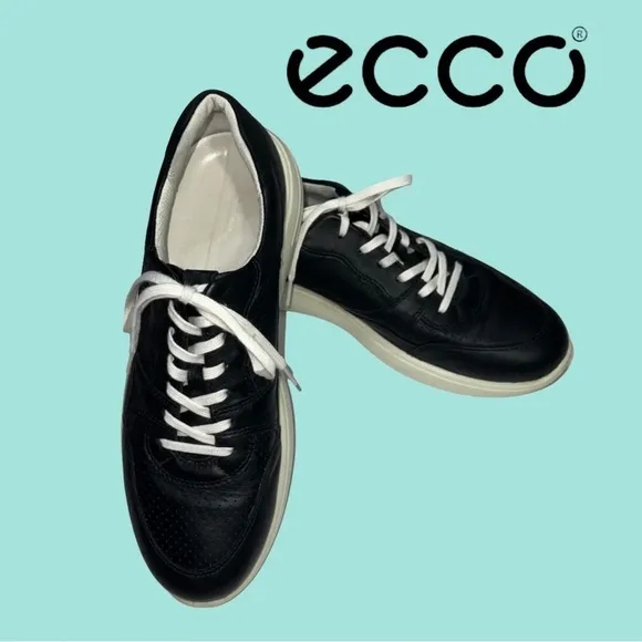 Ecco (EUC) Scandinavian design, Leather Sneakers Size 10