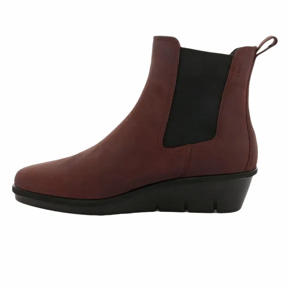 ECCO Skyler Wedge Chelsea Boots Sz 41/10-10.5